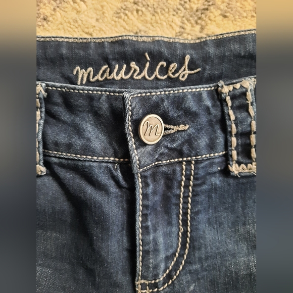 Maurices Jeans Size M-S (8) - Picture 4 of 7